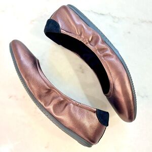 Cole Haan StudioGrand Packable Ballet Flats 9 Rose Gold Metallic Balletcore